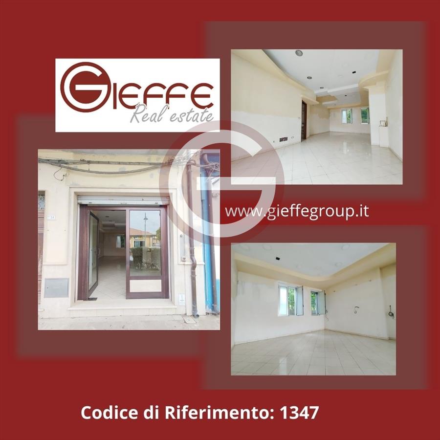 locale commerciale in affitto a Taurianova