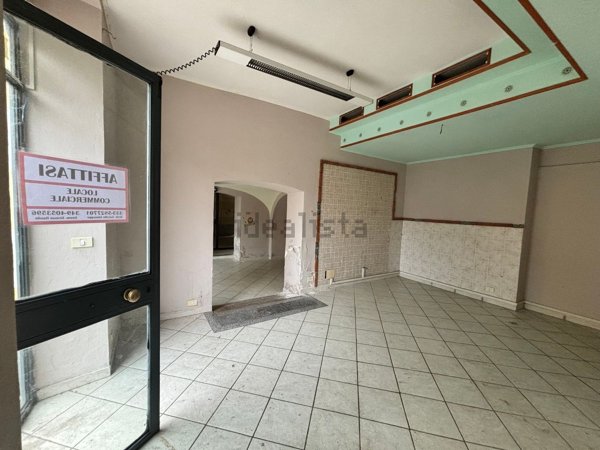 locale commerciale in affitto a Canelli