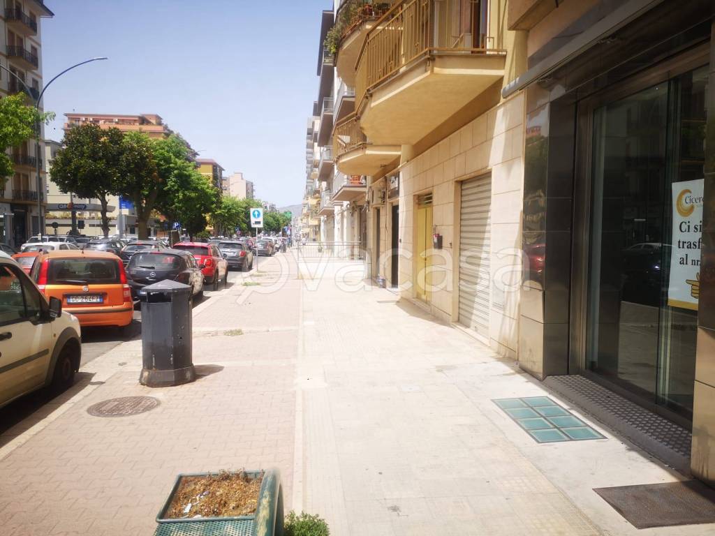 locale commerciale in affitto ad Alcamo