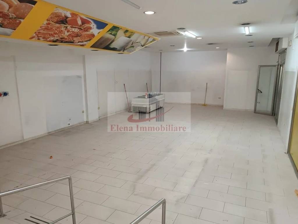 negozio in affitto ad Alcamo