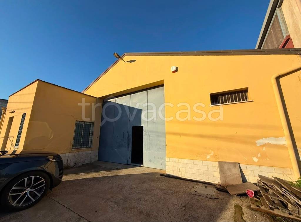 locale commerciale in affitto ad Alcamo in zona Centro Città
