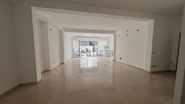 negozio in affitto ad Alcamo in zona Centro Città