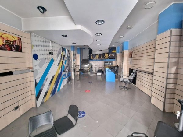 negozio in affitto ad Alcamo