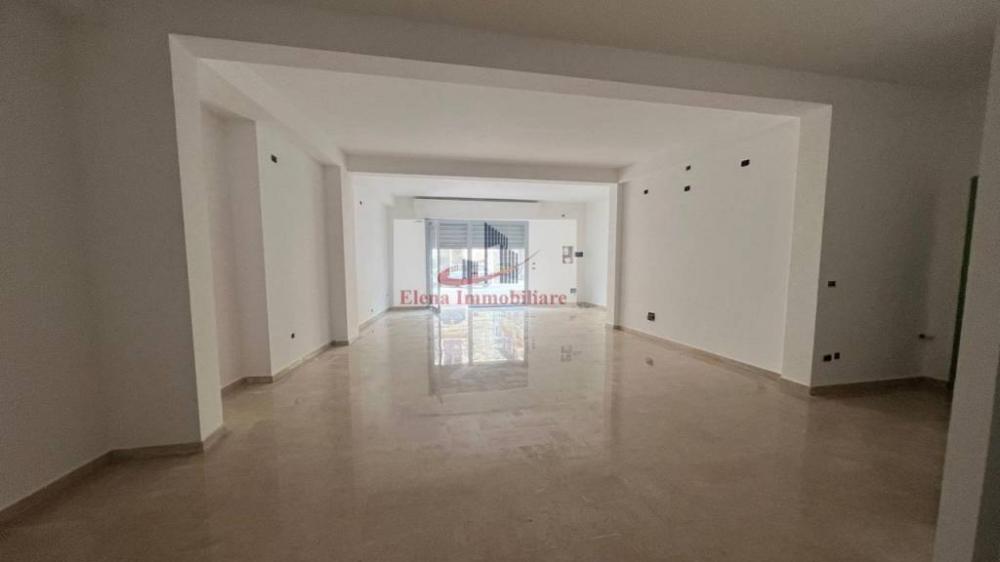 negozio in affitto ad Alcamo