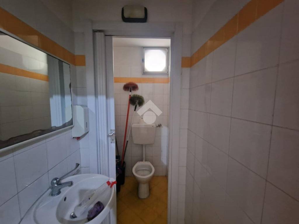 negozio in affitto ad Alcamo