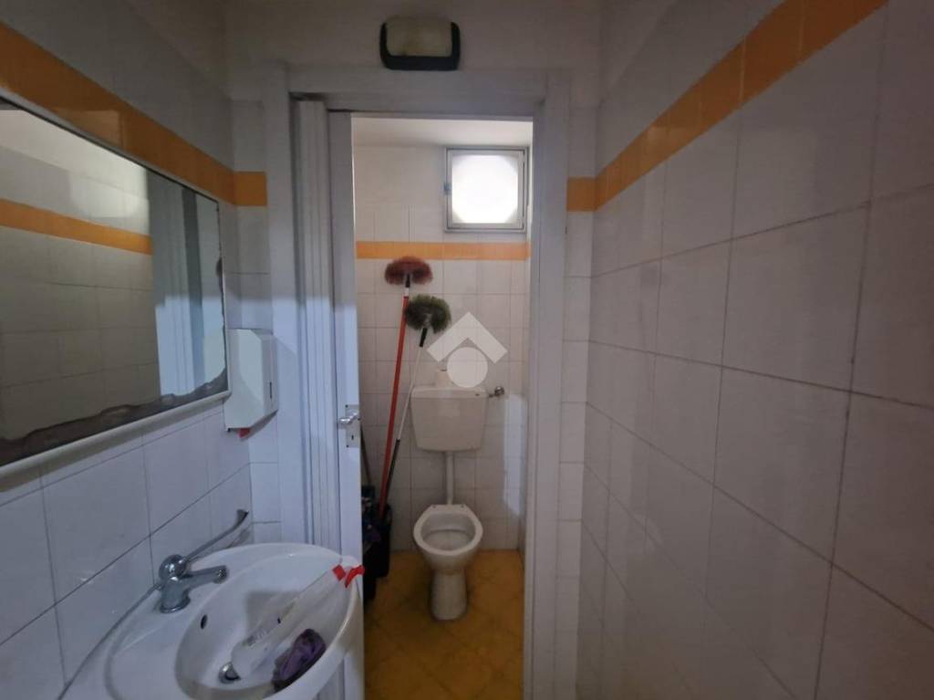 negozio in affitto ad Alcamo