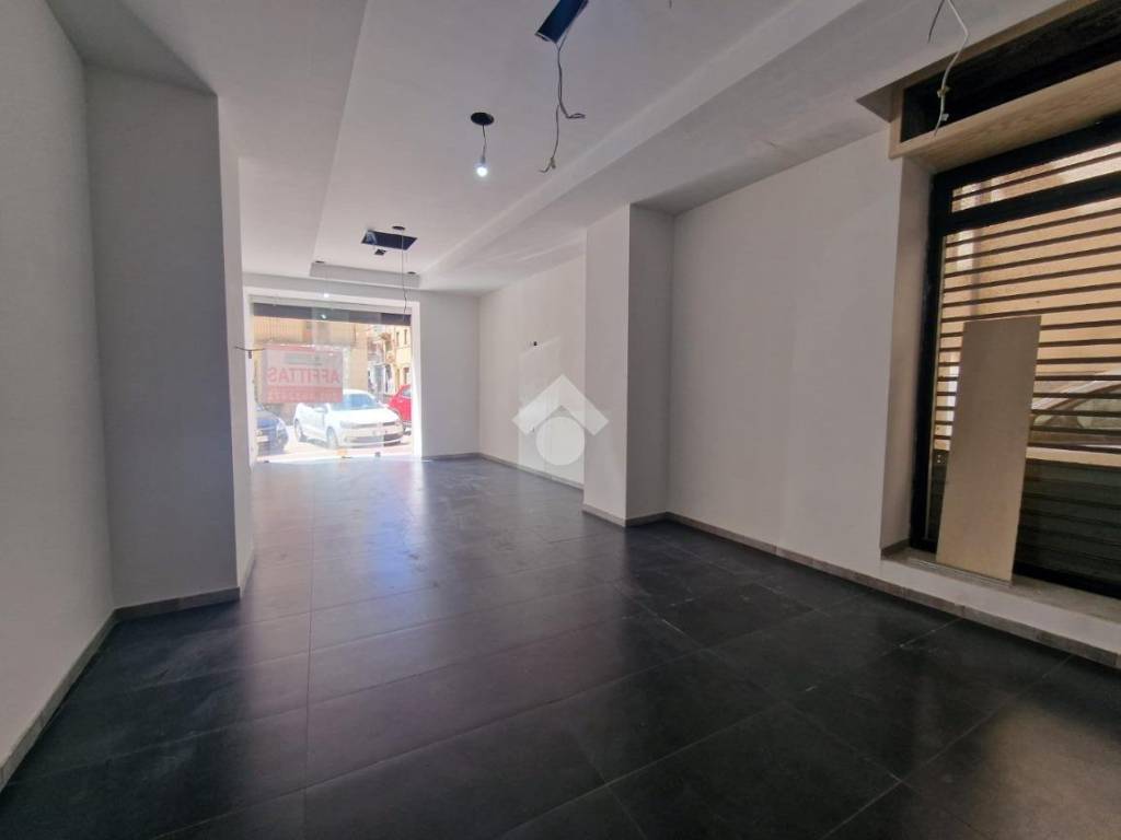 negozio in affitto ad Alcamo