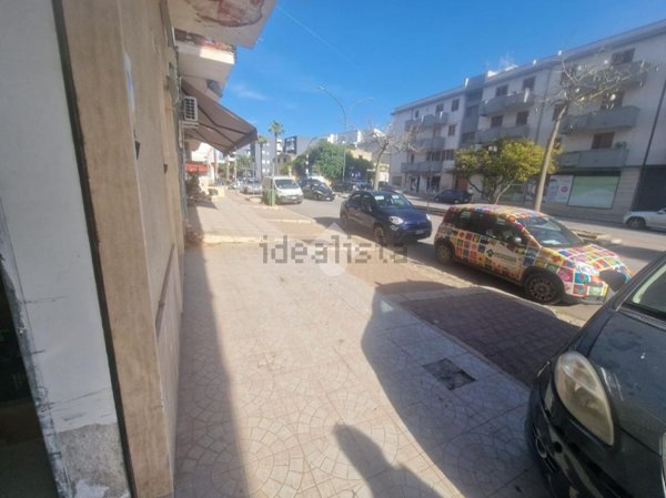 locale commerciale in affitto ad Alcamo