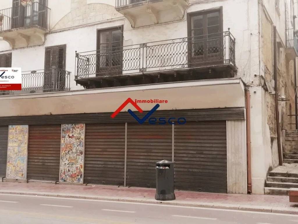 negozio in affitto ad Alcamo