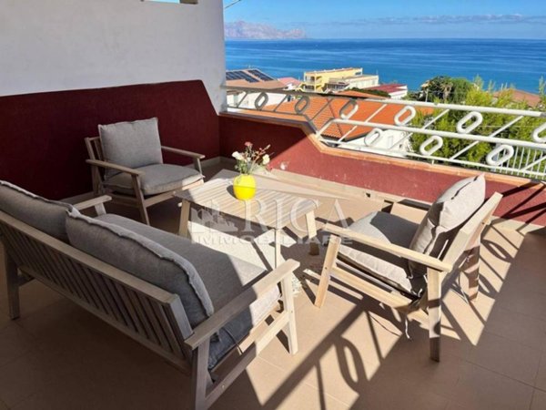 casa indipendente in affitto ad Alcamo in zona Alcamo Marina