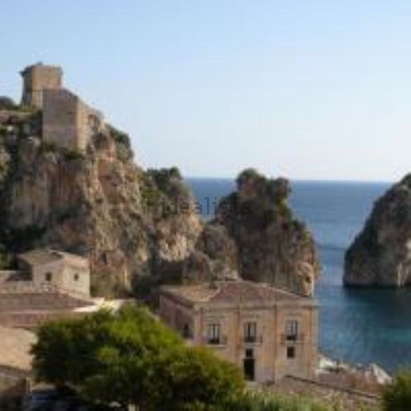 pentavano in affitto a Castellammare del Golfo