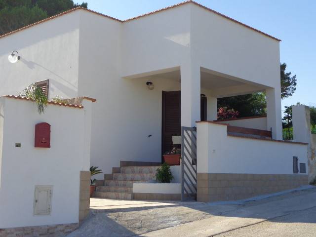 casa indipendente in affitto a Castelvetrano in zona Triscina di Selinunte