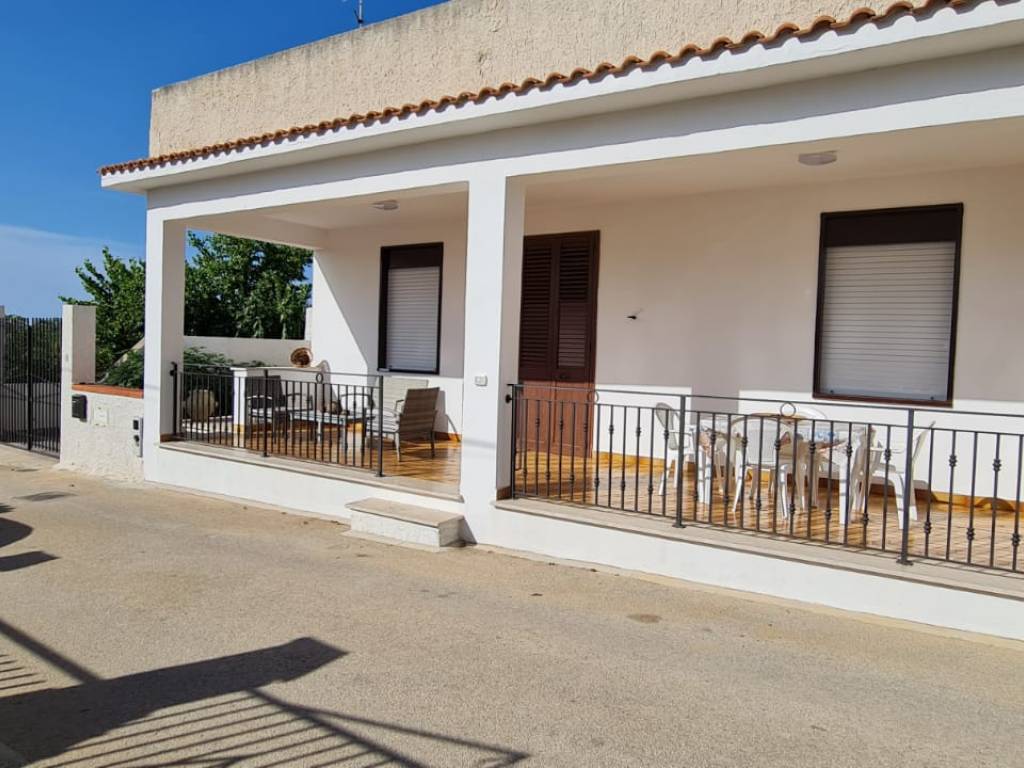 casa indipendente in affitto a Castelvetrano in zona Triscina di Selinunte