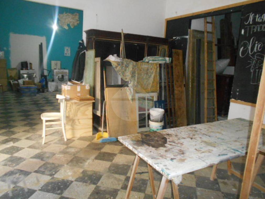 negozio in affitto a Castelvetrano
