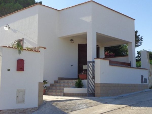 casa indipendente in affitto a Castelvetrano in zona Marinella di Selinunte