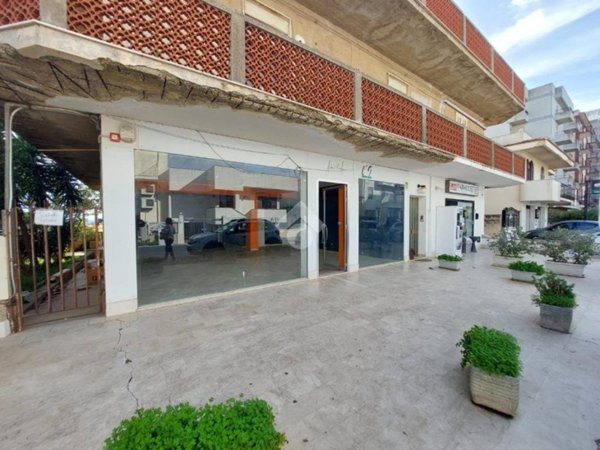 locale commerciale in affitto a Castelvetrano