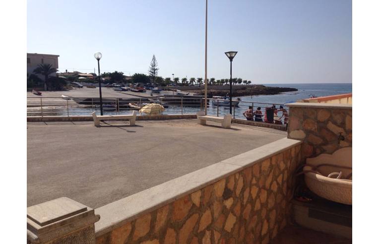 appartamento in affitto a Custonaci in zona Cornino