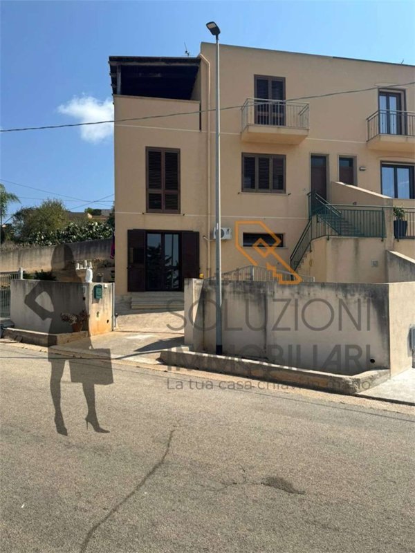 appartamento in affitto a Custonaci