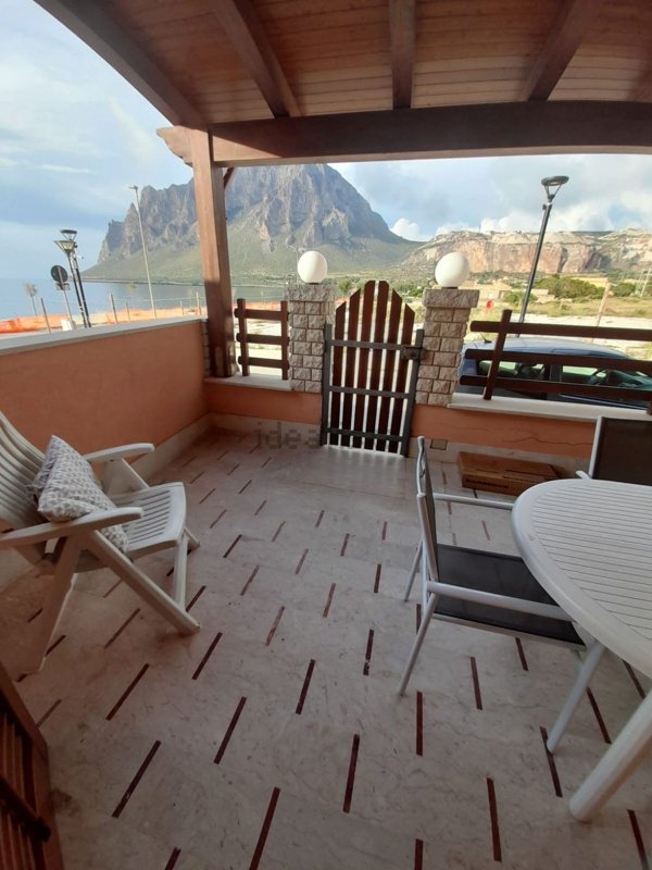 appartamento in affitto a Custonaci in zona Cornino