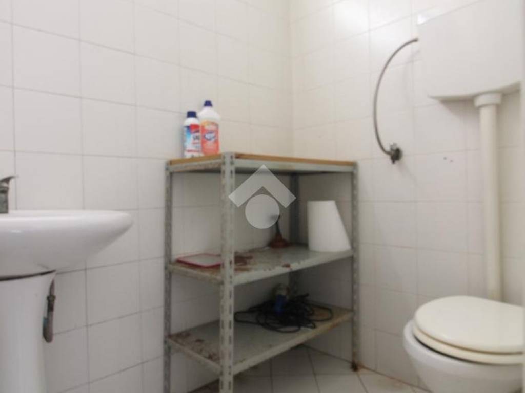 negozio in affitto ad Erice in zona Casa Santa