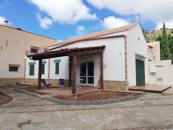 casa indipendente in affitto ad Erice