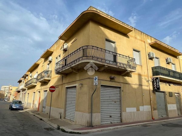 locale commerciale in affitto ad Erice in zona Casa Santa