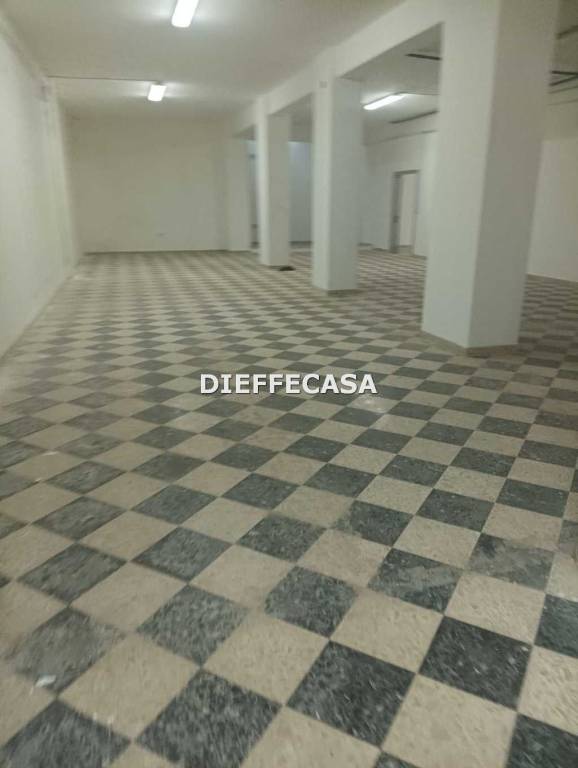locale commerciale in affitto a Marsala