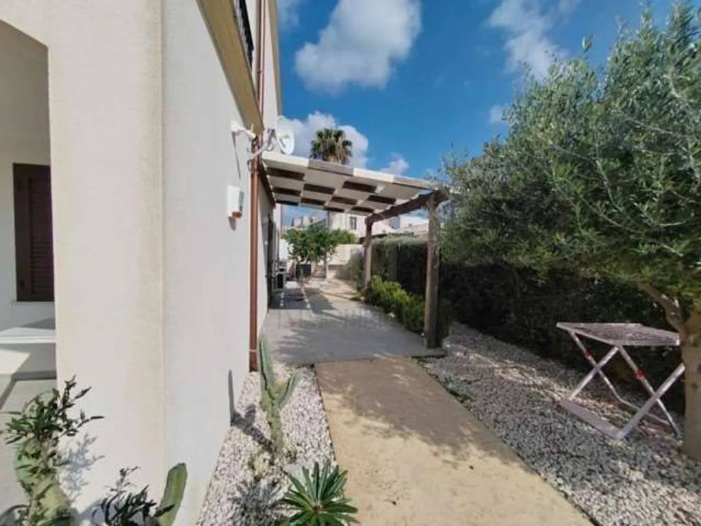 casa indipendente in affitto a Marsala in zona Birgi