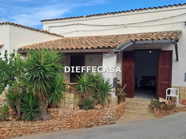 casa indipendente in affitto a Marsala