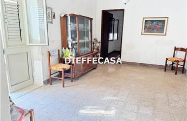 negozio in affitto a Marsala