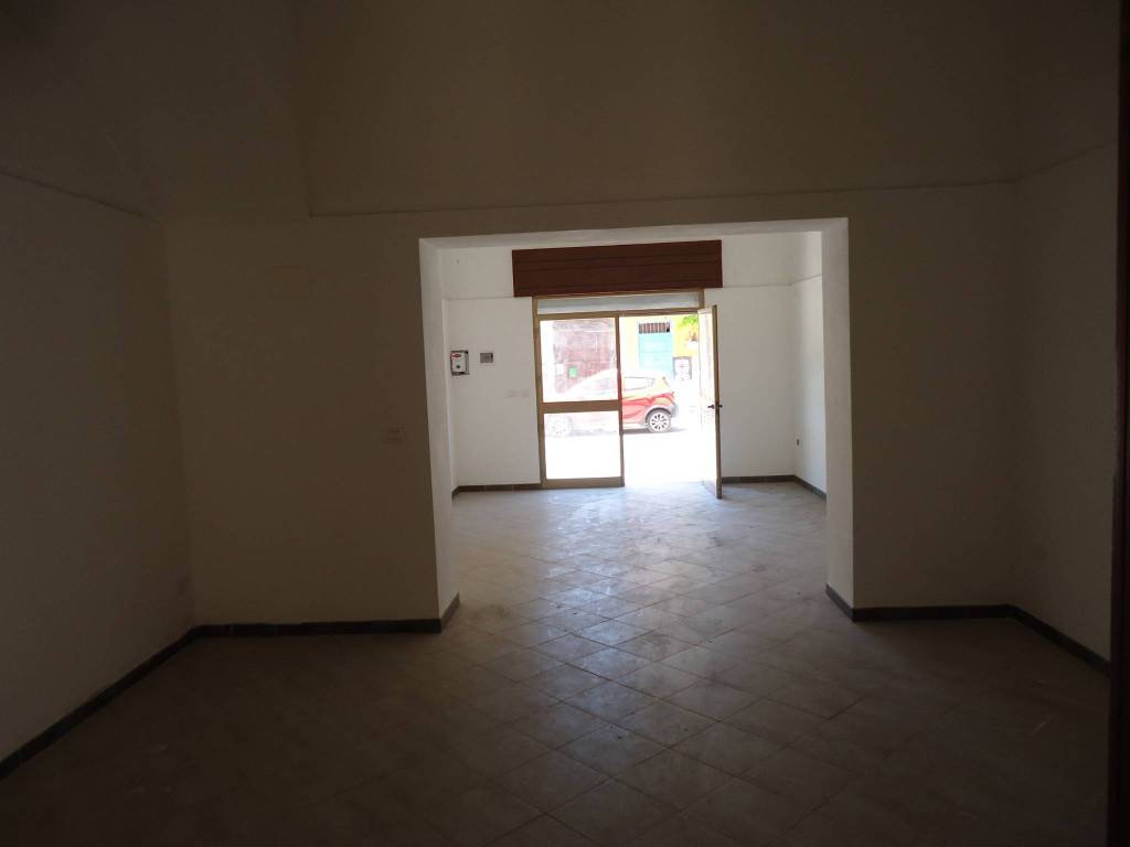 negozio in affitto a Marsala