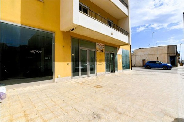 locale commerciale in affitto a Marsala in zona Strasatti