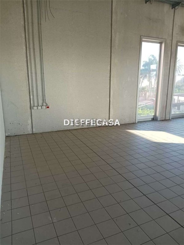 locale commerciale in affitto a Marsala