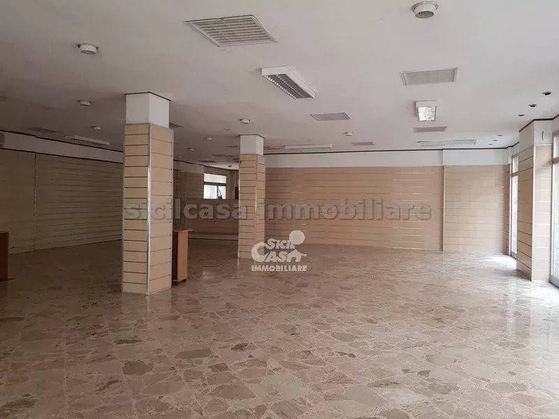 negozio in affitto a Marsala in zona Centro Storico