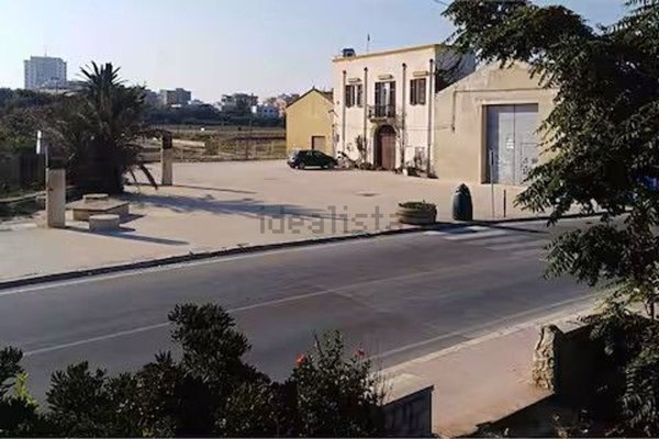 pentavano in affitto a Marsala in zona Centro Storico