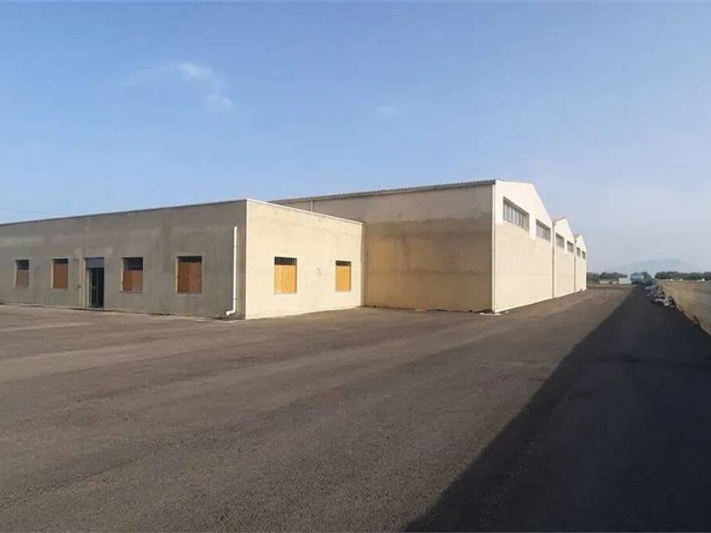 capannone in affitto a Marsala