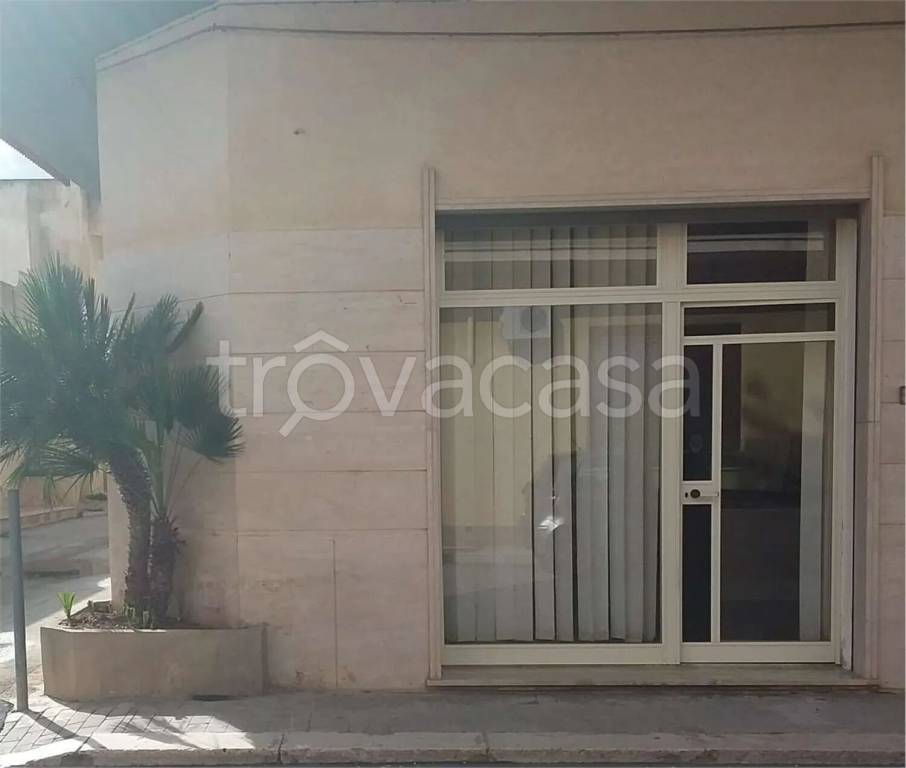 ufficio in affitto a Marsala in zona Strasatti