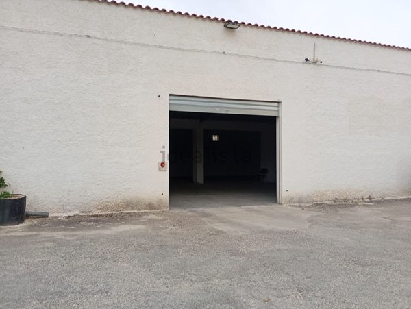 locale commerciale in affitto a Marsala