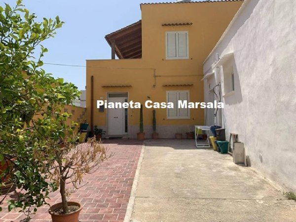casa indipendente in affitto a Marsala in zona Santa Venera