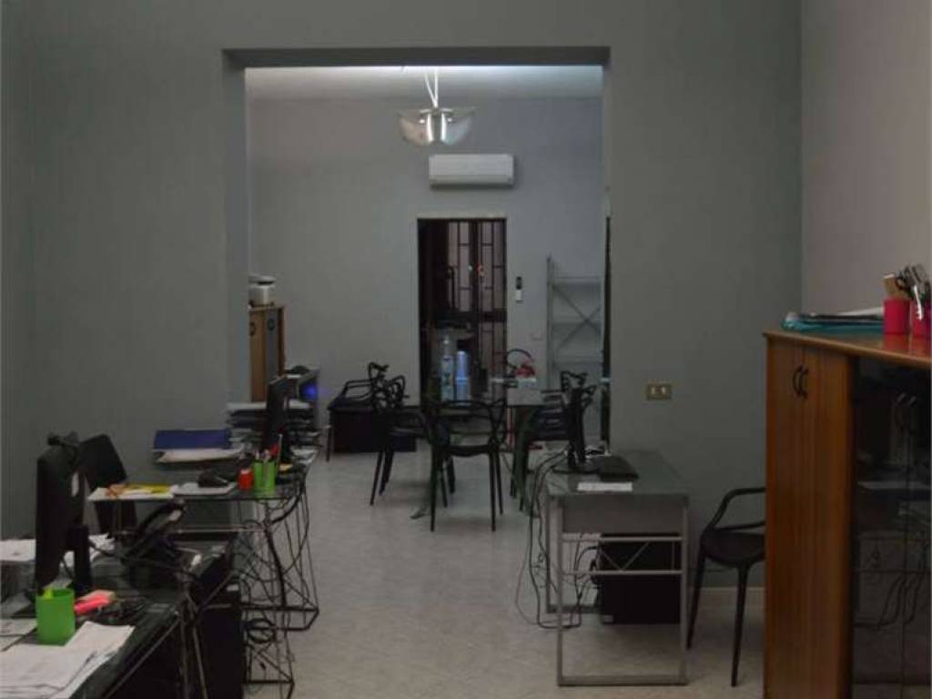 negozio in affitto a Mazara del Vallo in zona Centro Storico
