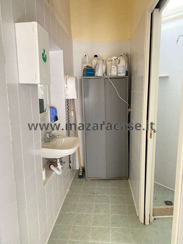 locale commerciale in affitto a Mazara del Vallo