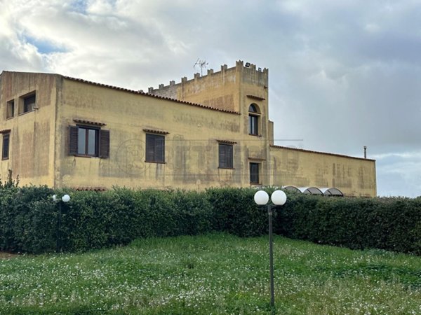 locale commerciale in affitto a Mazara del Vallo