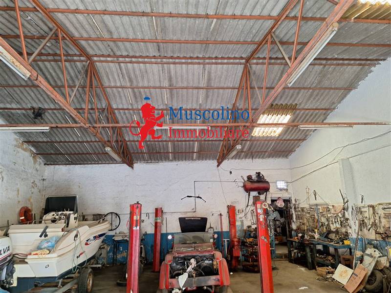 locale commerciale in affitto a Mazara del Vallo