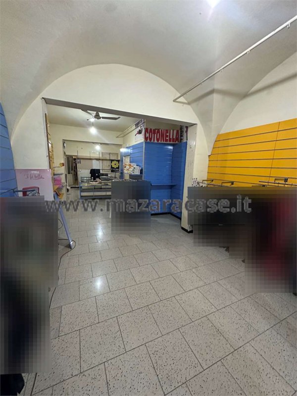locale commerciale in affitto a Mazara del Vallo
