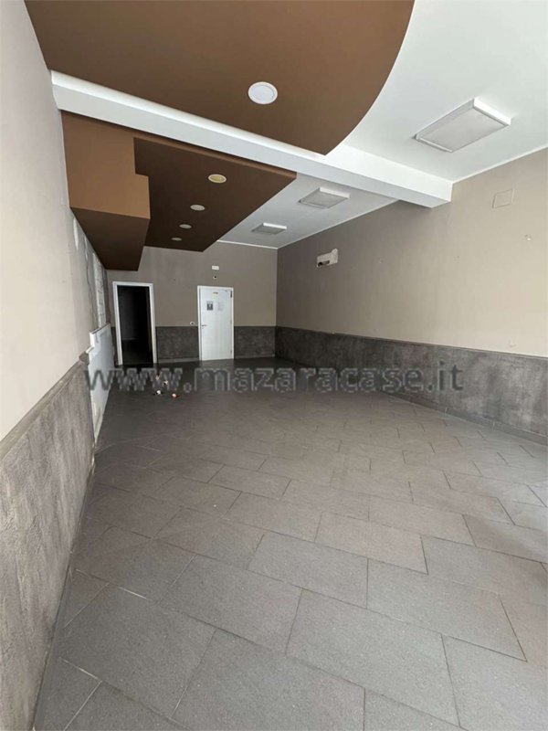 locale commerciale in affitto a Mazara del Vallo