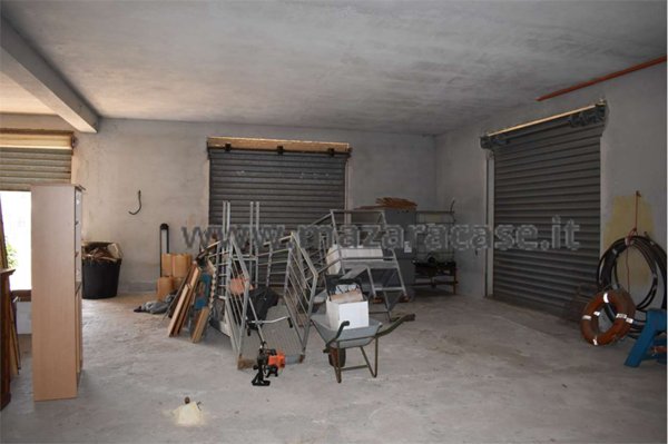 locale di sgombero in affitto a Mazara del Vallo