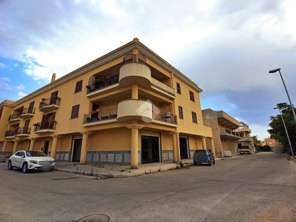 negozio in affitto a Mazara del Vallo