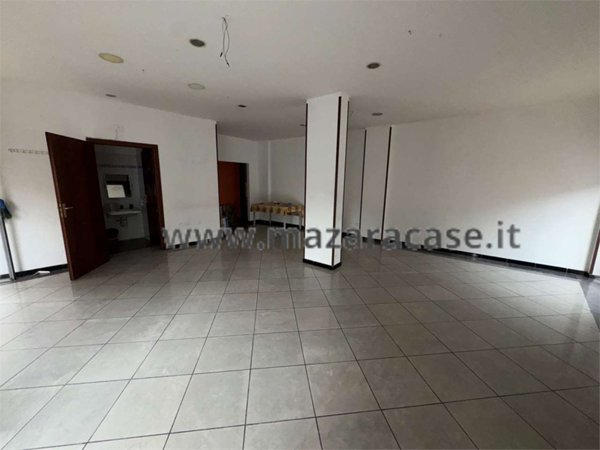 locale commerciale in affitto a Mazara del Vallo