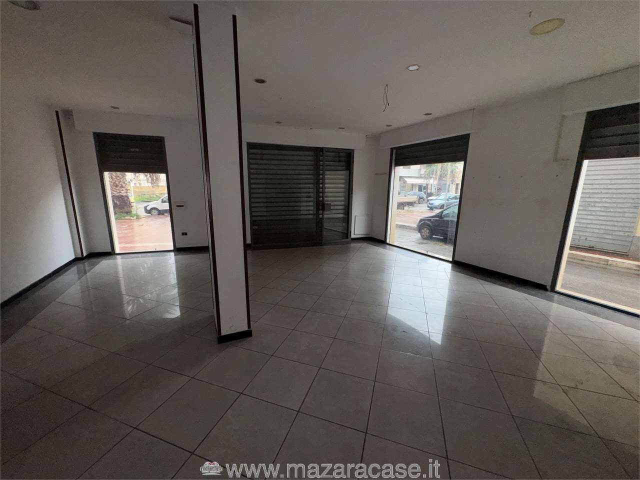 locale commerciale in affitto a Mazara del Vallo in zona Centro Storico