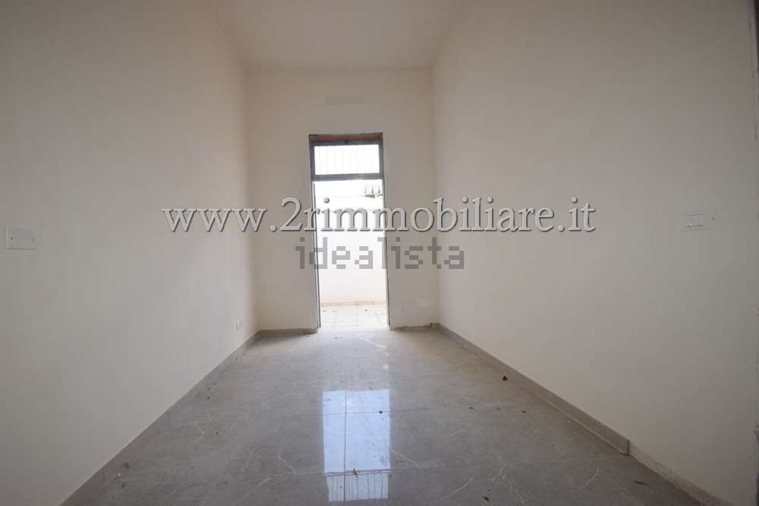 locale commerciale in affitto a Mazara del Vallo